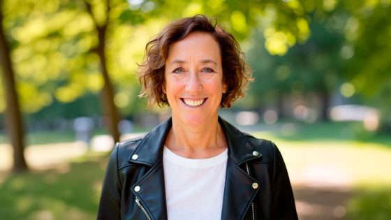 Roanne Neuwirth
